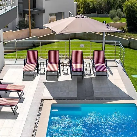 Elsa With Private Pool Overlooking Private Olive Grove Krnica
